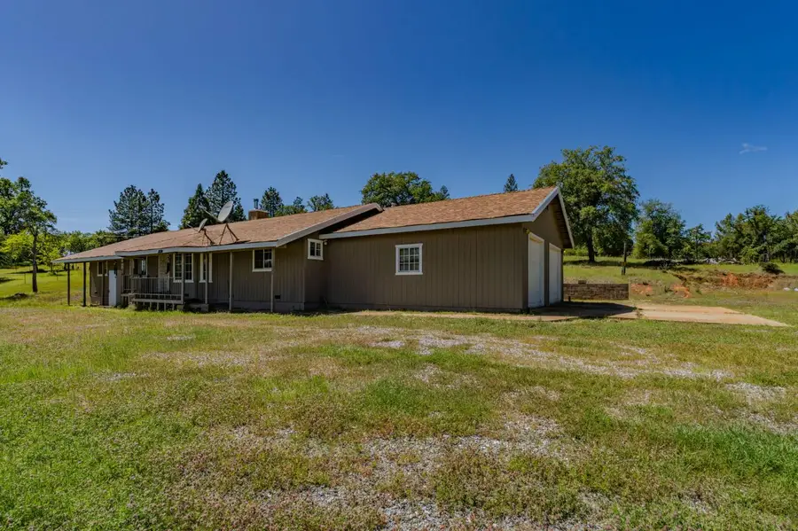 5039 Old Emigranttrail East, Mountain Ranch, CA 95246 - #2