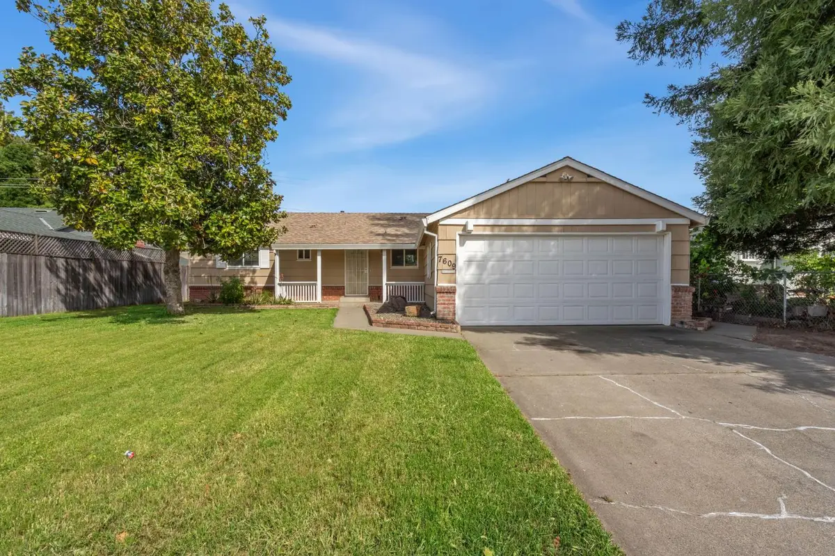 7609 Circle Parkway, Sacramento, CA 95823 - #1
