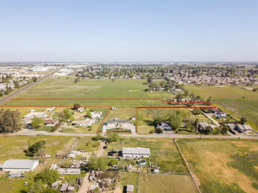8617 Carlisle Avenue, Sacramento, CA 95828 - #2