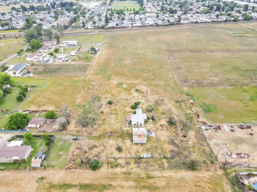 8645 Carlisle Avenue, Sacramento, CA 95828 - #3