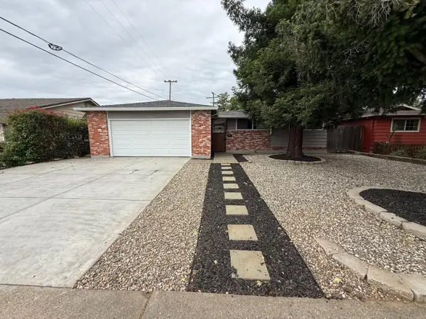 3006 Chestnut Hill Drive, Sacramento, CA 95826