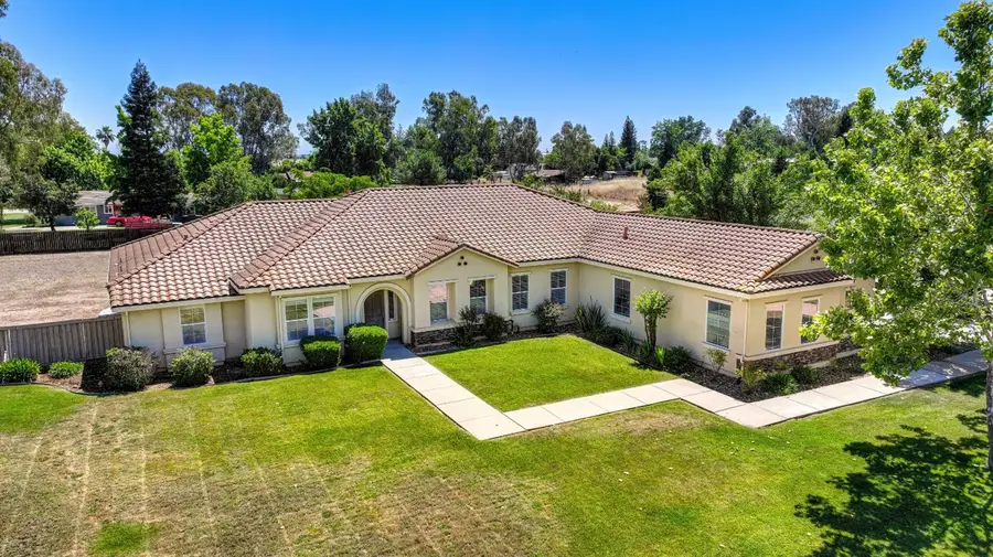 8001 Stallion Way, Sacramento, CA 95830 - #3