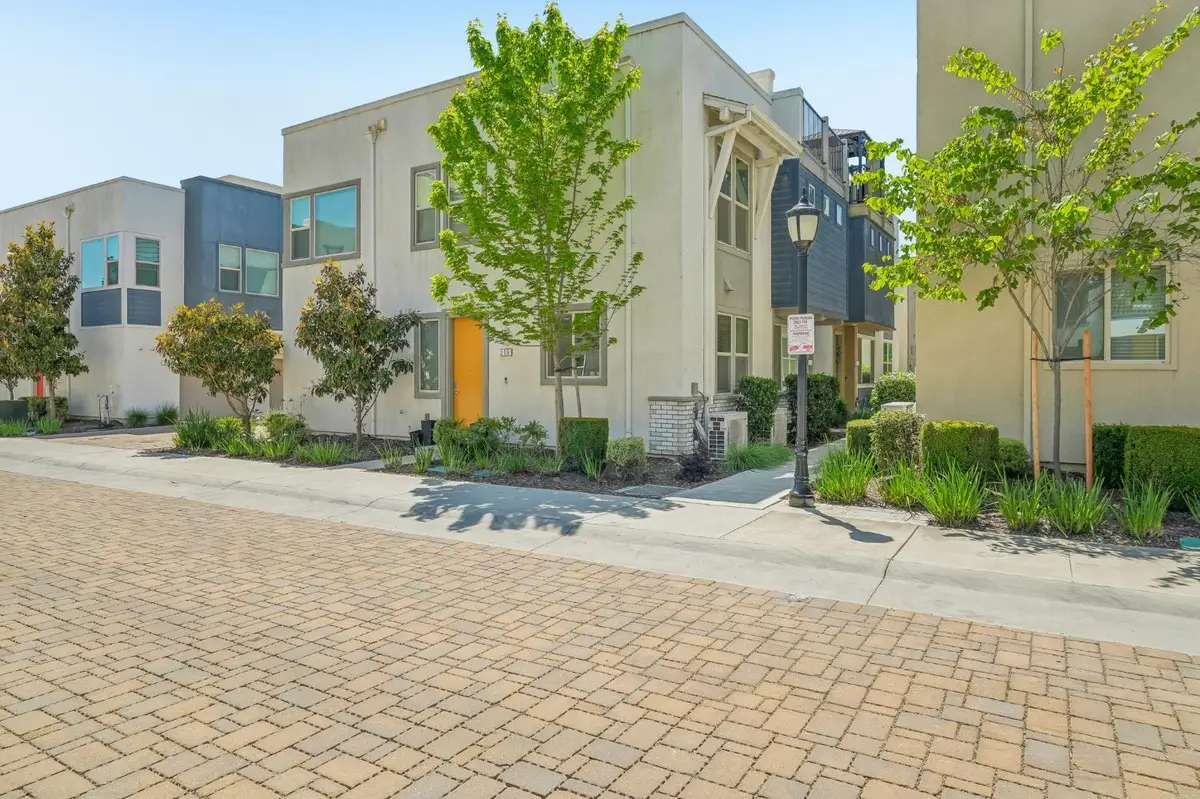 228 Box Lane, Sacramento, CA 95818 - #1