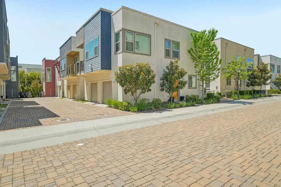 228 Box Lane, Sacramento, CA 95818 - #2