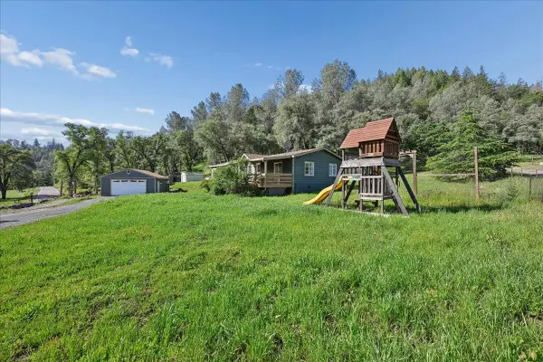 18388 Dog Bar Road, Grass Valley, CA 95949