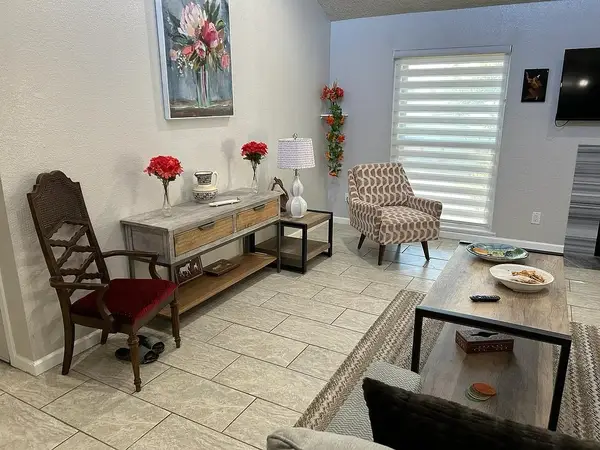 7283 Florin Mall Drive #5, Sacramento, CA 95823