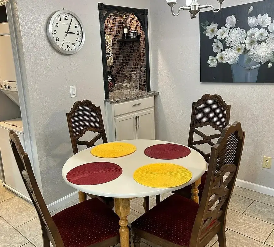 7283 Florin Mall Drive #5, Sacramento, CA 95823 - #2