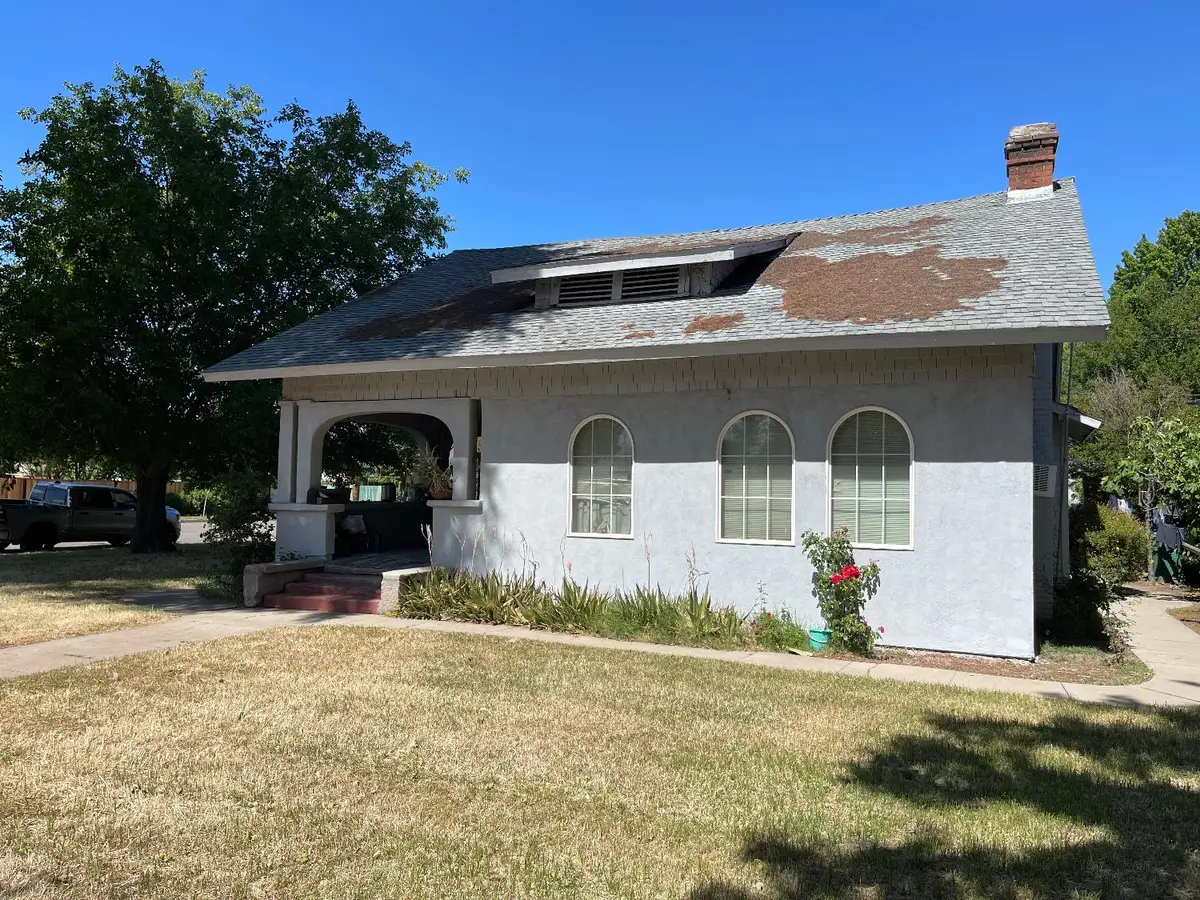 425 N D Street, Madera, CA 93638 - #1