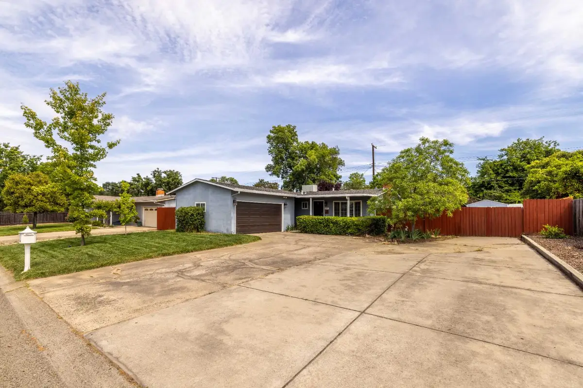 3832 Henderson Way, Carmichael, CA 95608 - #1