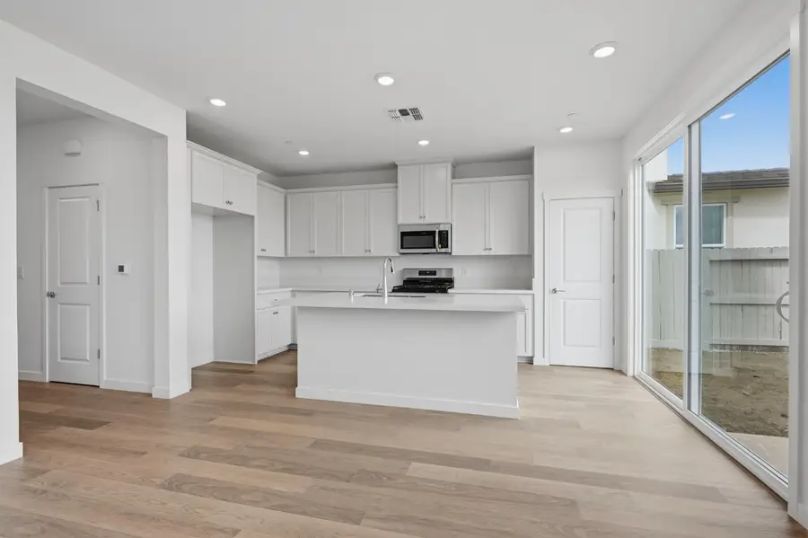 3153 Torrente Drive, Roseville, CA 95747 - #2