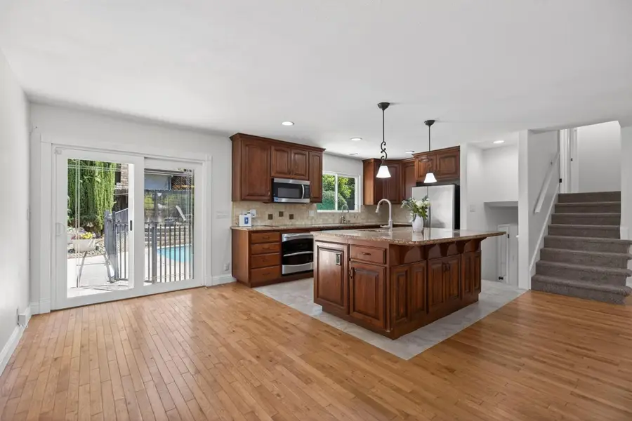 5542 Fleetwood Drive, Citrus Heights, CA 95621 - #2