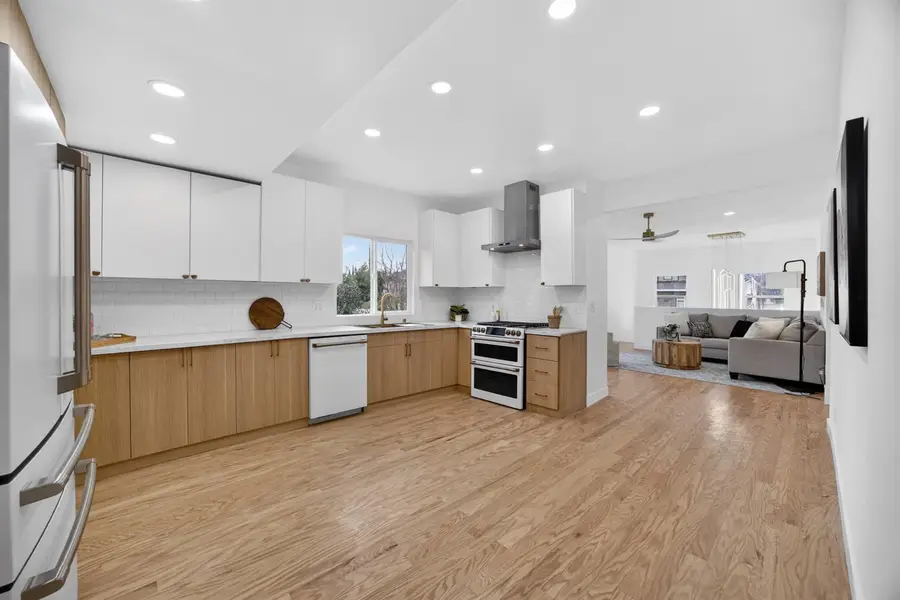 628 42nd Street, Sacramento, CA 95819 - #2