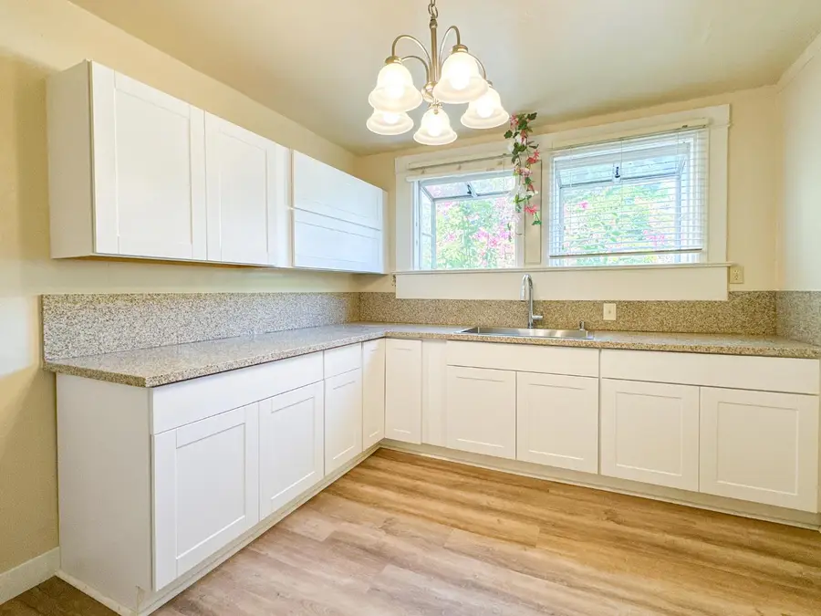 123 Almond Avenue, Modesto, CA 95354 - #2