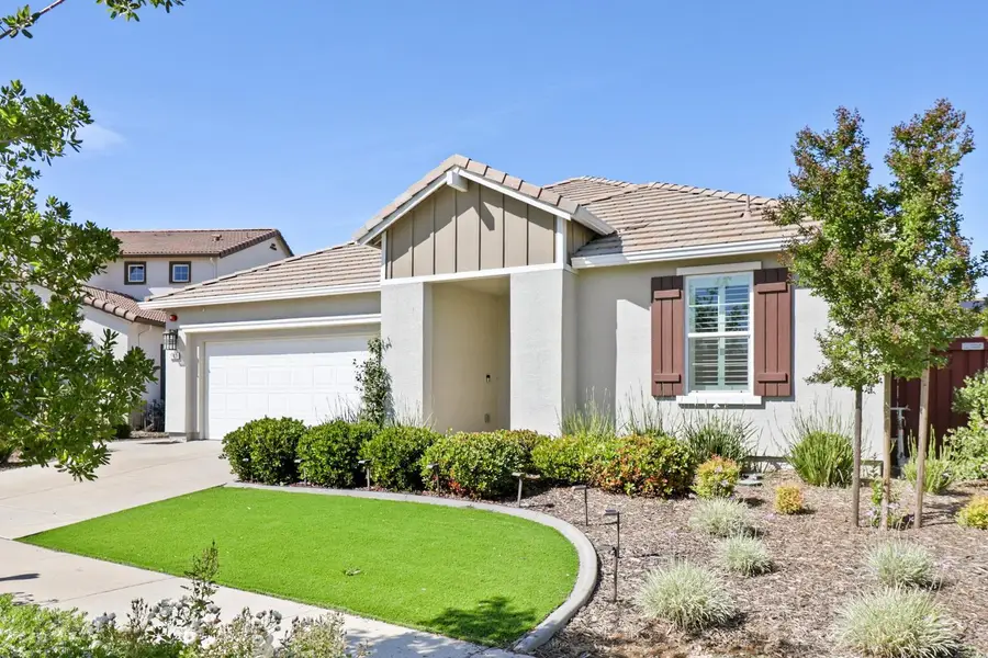 7503 Allan Detrick Avenue, Elk Grove, CA 95757 - #3