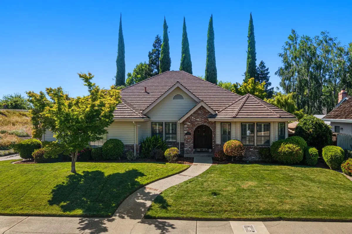 7720 S Oak Way, Sacramento, CA 95831 - #1