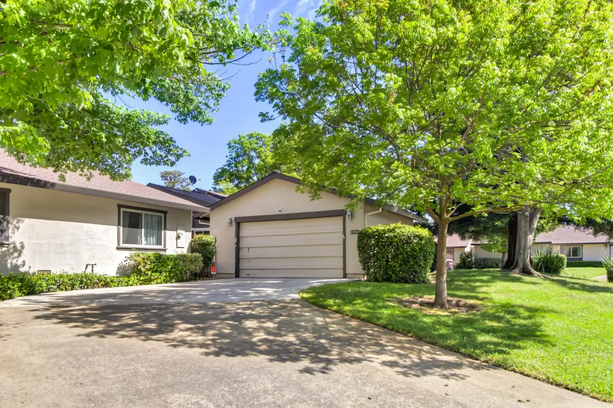 2303 Bridlewood Drive, Rancho Cordova, CA 95670 - #1