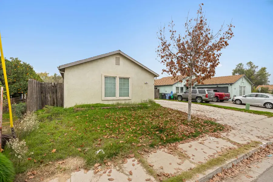 310 W F Street, Turlock, CA 95380 - #2