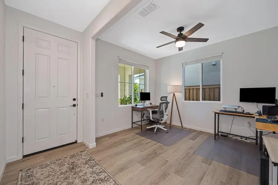 4049 Molten Creek Way, Roseville, CA 95747 - #3