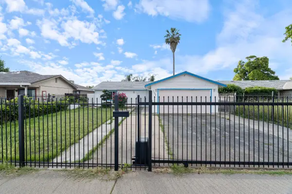 7992 Valley Green Drive, Sacramento, CA 95823