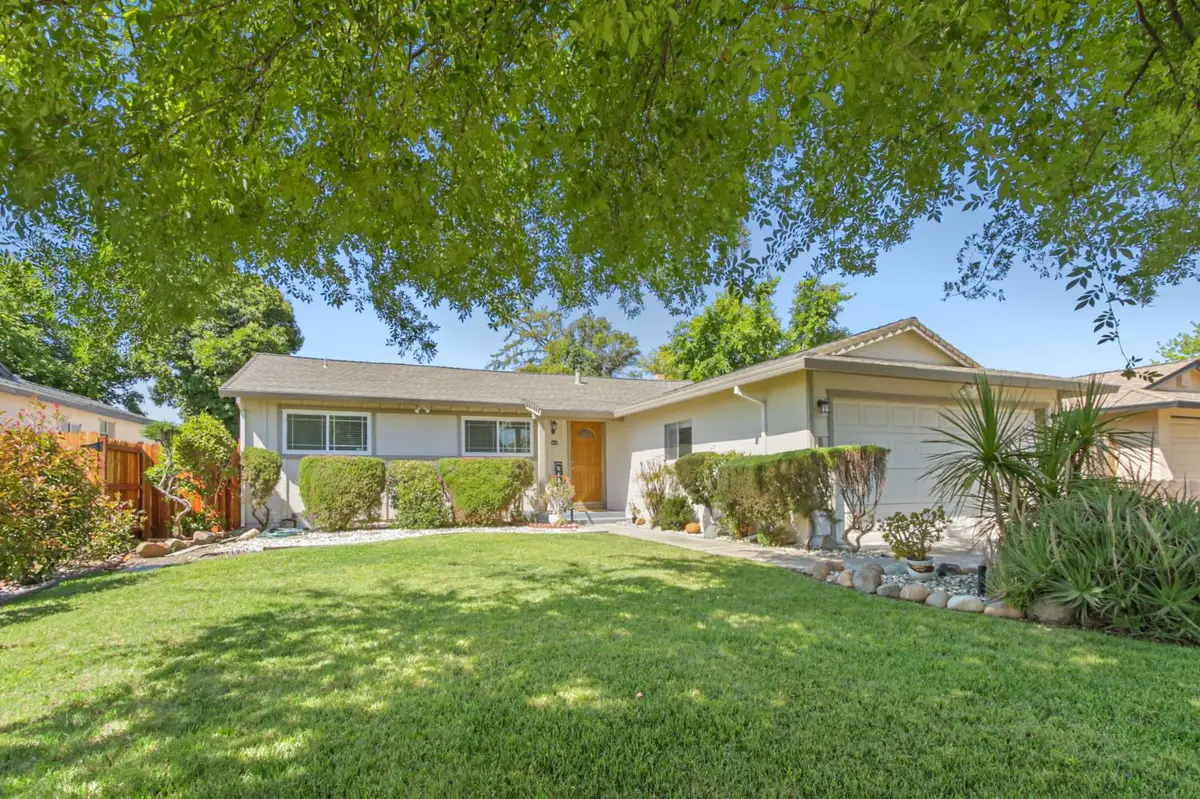 4718 Brookfield Drive, Sacramento, CA 95823 - #1