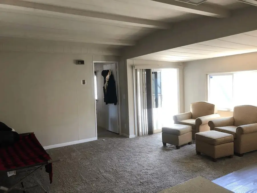 7452 Huckleberry Ln, Sacramento, CA 95828 - #3