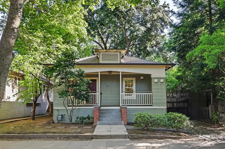 2306 D Street, Sacramento, CA 95816 - #2