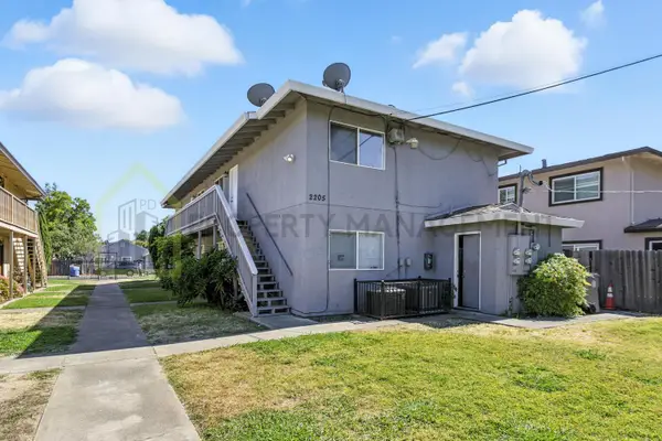 2205 15th Avenue, Sacramento, CA 95822