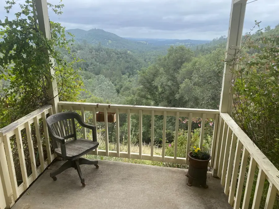 5021 Banbury Cross Road, Shingle Springs, CA 95682 - #3