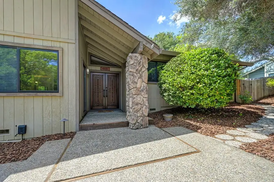 4821 Saint Thomas Drive, Fair Oaks, CA 95628 - #3