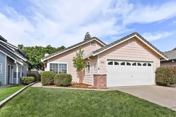 8848 Gemwood Way, Elk Grove, CA 95758