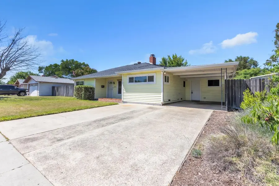 209 Gross Avenue, Marysville, CA 95901 - #2