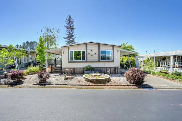 1577 Cottonwood Circle #34, Auburn, CA 95603