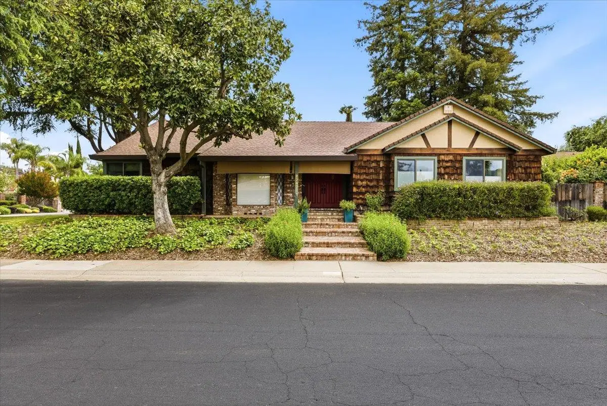 2747 Bradshaw, Sacramento, CA 95827 - #1