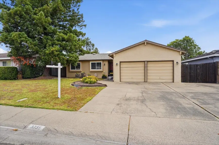 3735 Hillcrest Lane, Sacramento, CA 95821 - #2