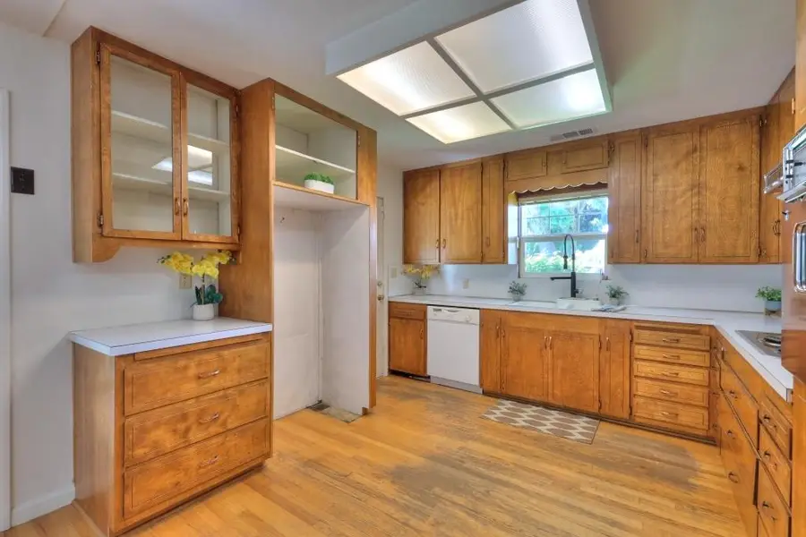 1713 Albany Avenue, Modesto, CA 95350 - #3