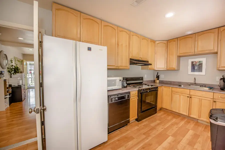 19 Court Street, Woodland, CA 95695 - #2