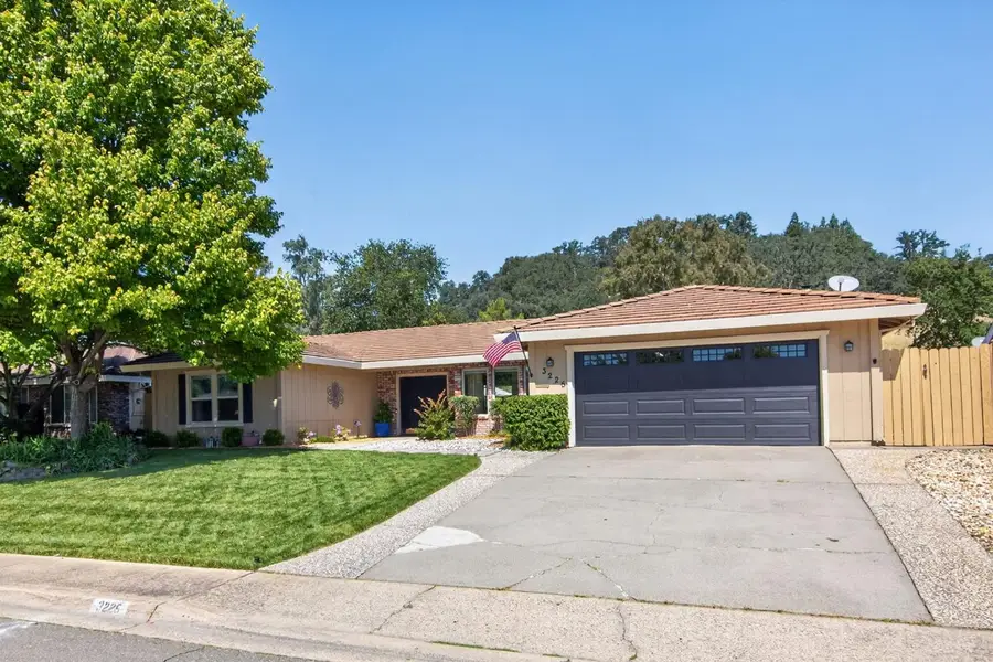 3225 Argonaut Avenue, Rocklin, CA 95677 - #3