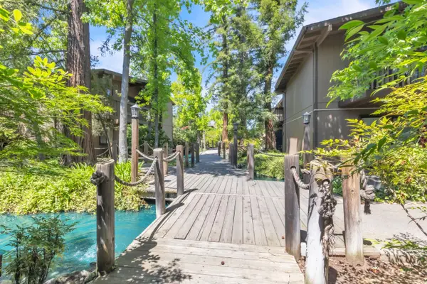 911 Fulton #417, Sacramento, CA 95825