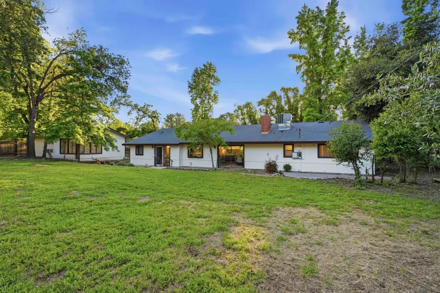 2534 Garfield Avenue, Carmichael, CA 95608 - #2