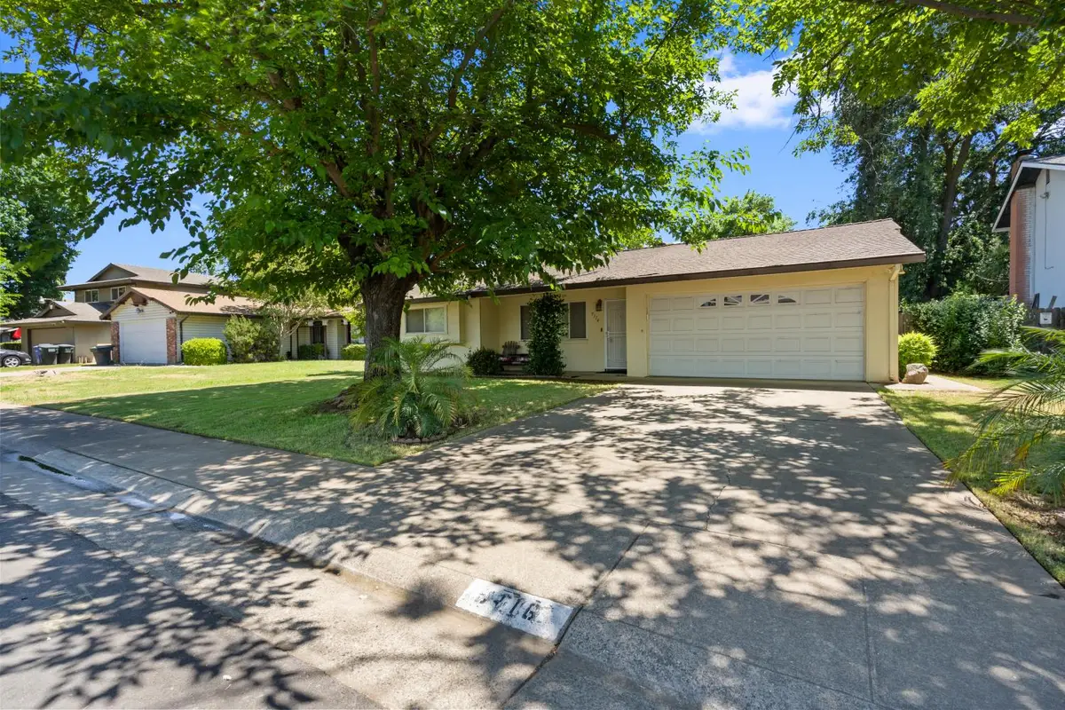 9116 Feather River Way, Sacramento, CA 95826 - #1