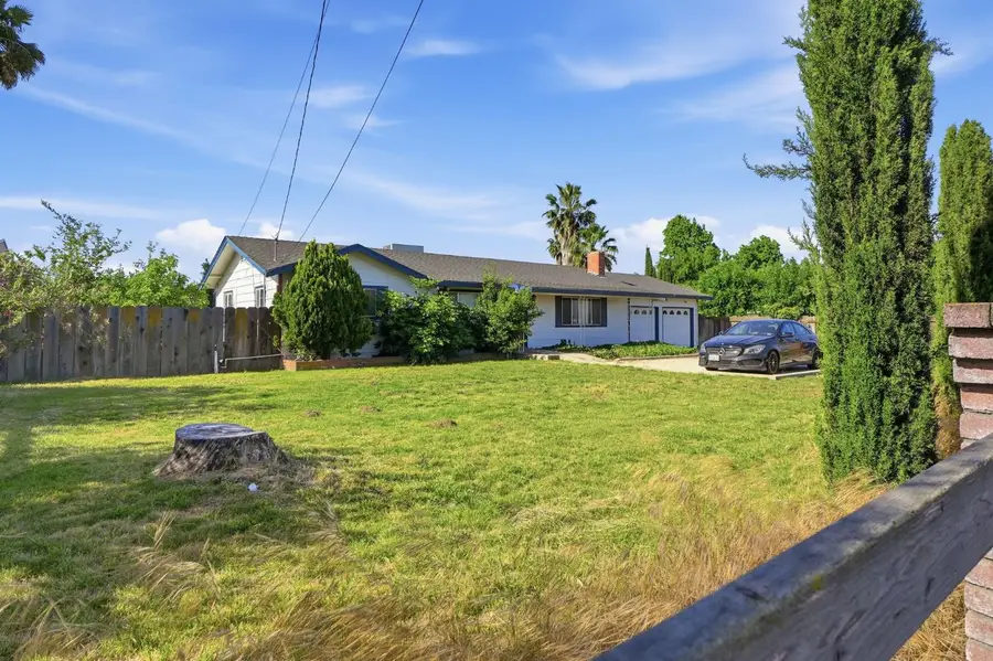 6845 Camellia Drive, Atwater, CA 95301 - #2
