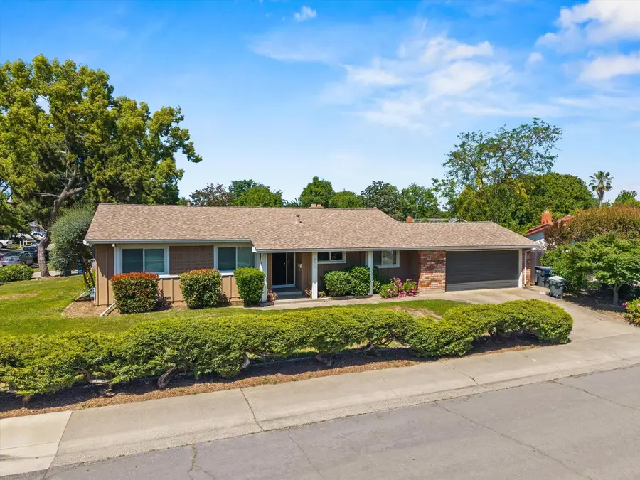 8511 Erinbrook Way, Sacramento, CA 95626 - #2