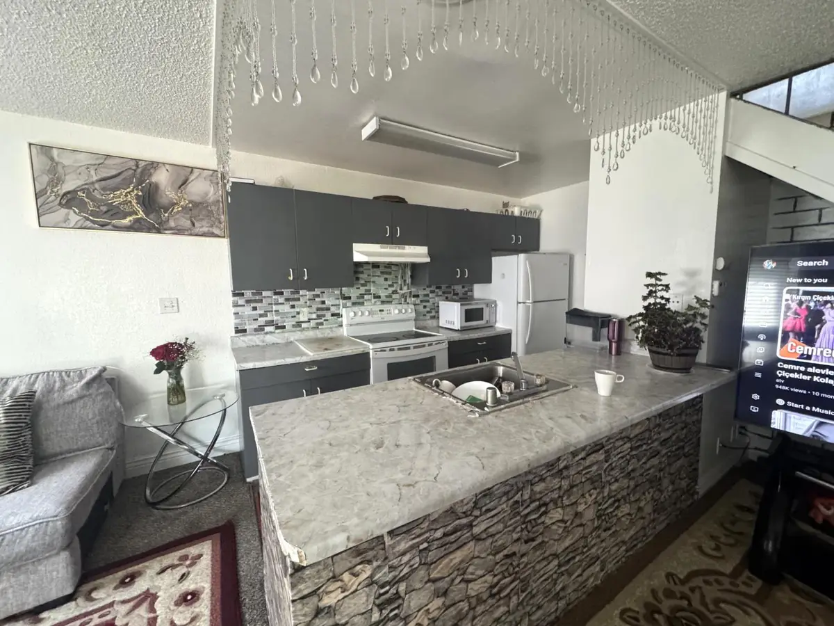 2505 Prescott Road #3, Modesto, CA 95350 - #1