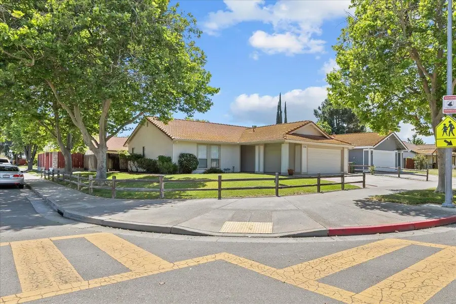 1820 S Central Avenue, Tracy, CA 95376 - #3