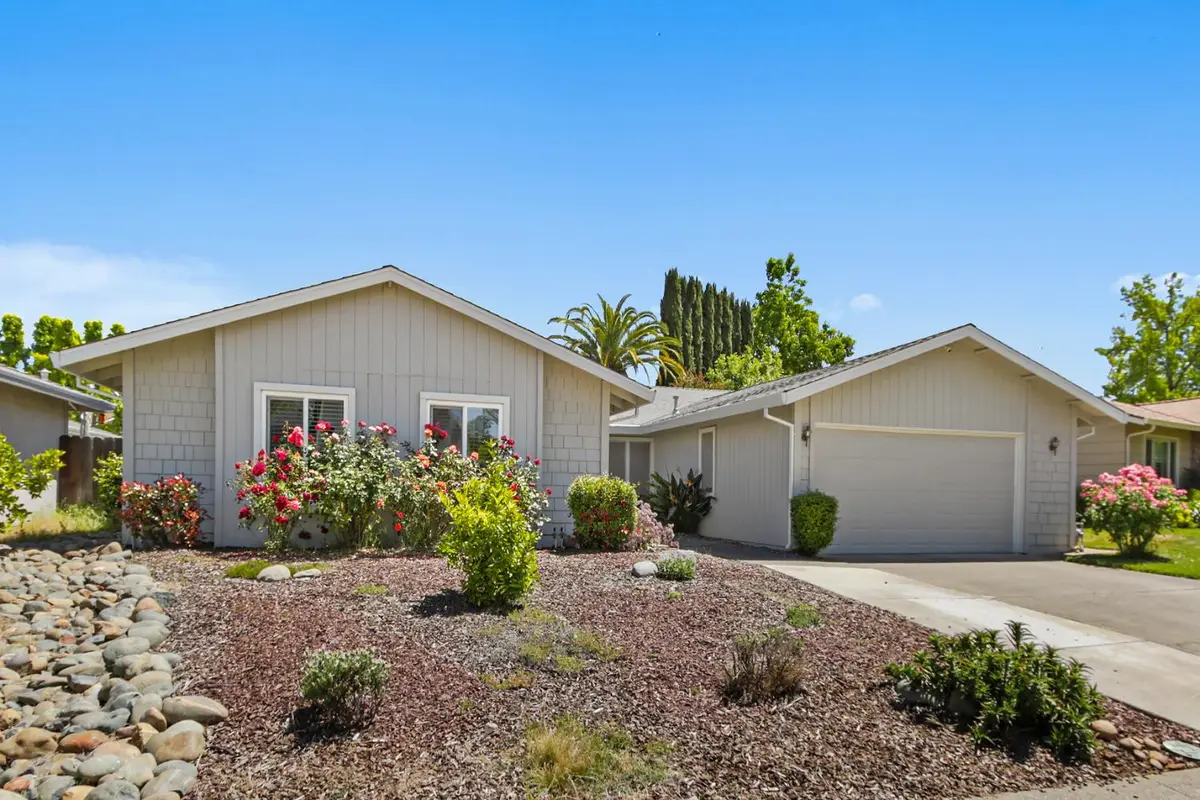 5136 Vista Del Oro Way, Fair Oaks, CA 95628 - #1