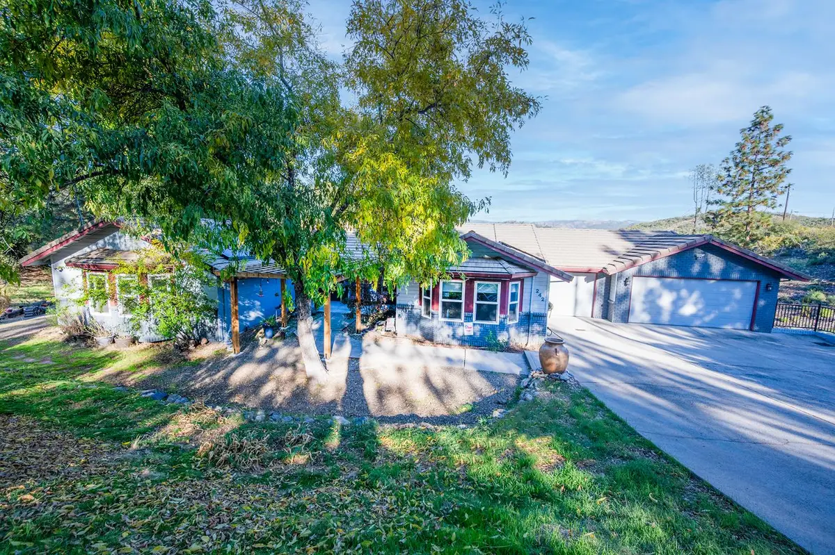 242 Montgomery Drive, Mokelumne Hill, CA 95245 - #1