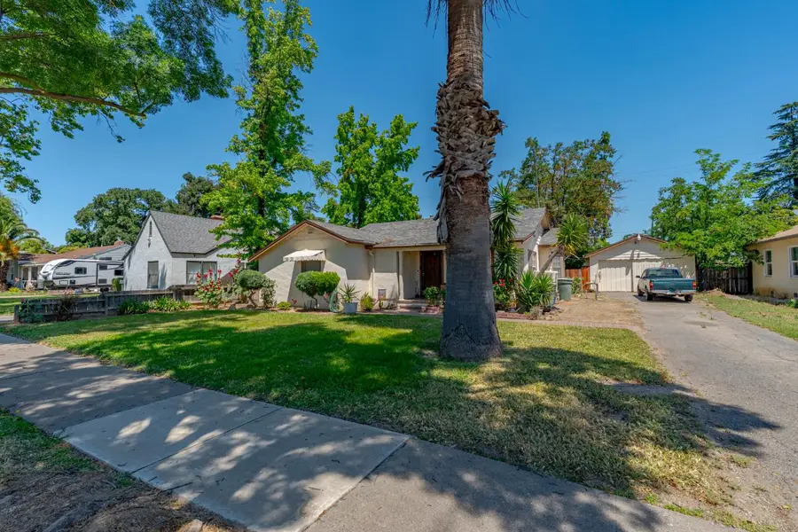 145 E 20th Street, Merced, CA 95340 - #3