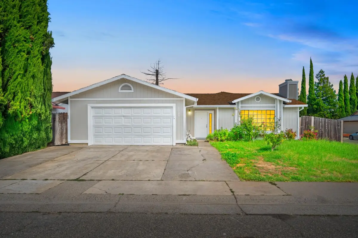 8529 Birch Hollow Way, Sacramento, CA 95828 - #1