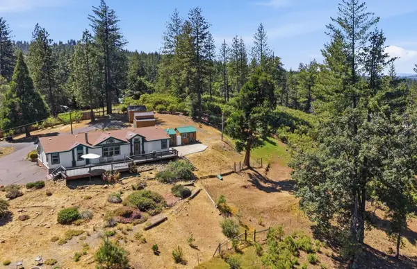 21552 Sprague Road, Groveland, CA 95321