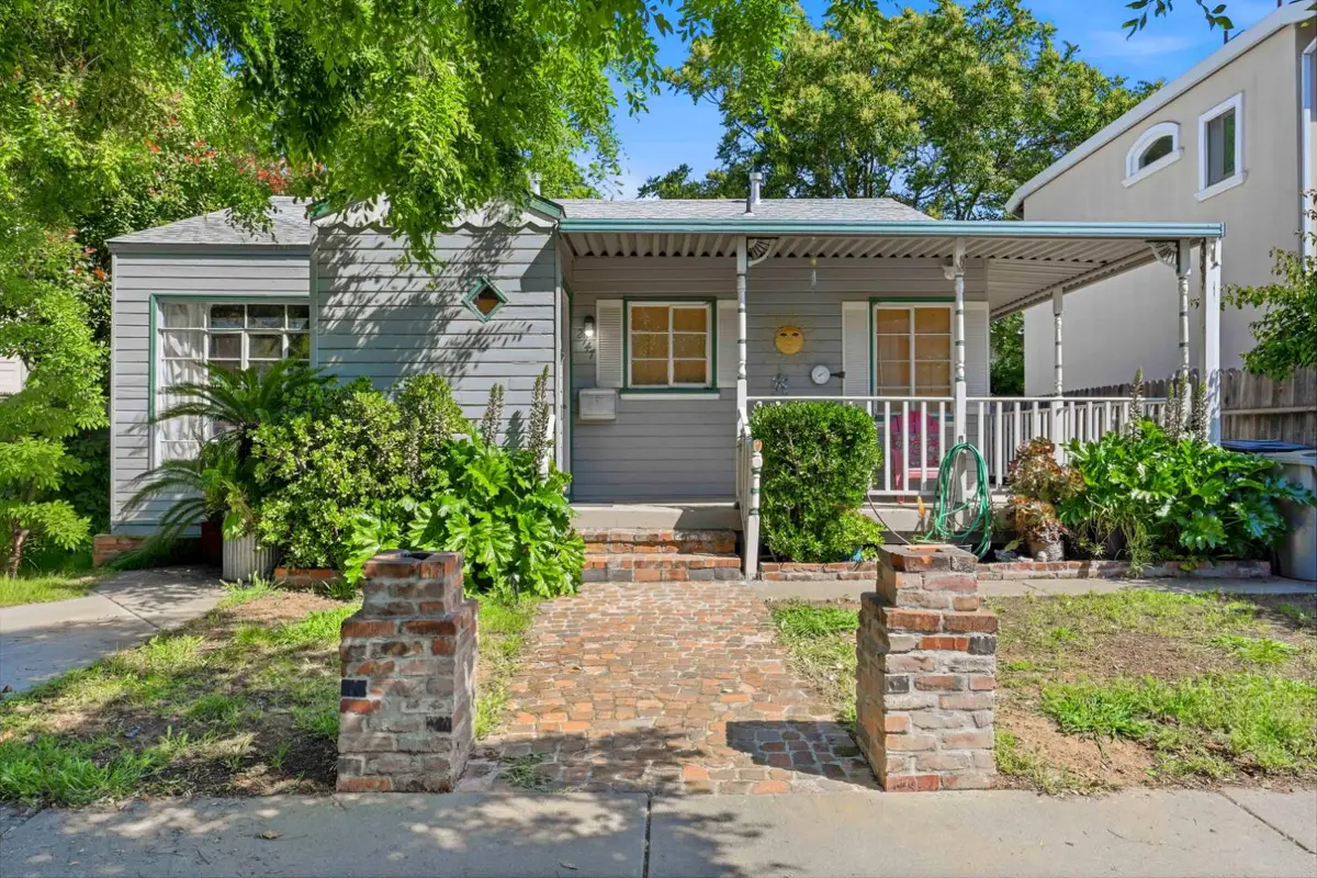 2747 2nd Avenue, Sacramento, CA 95818 - #1